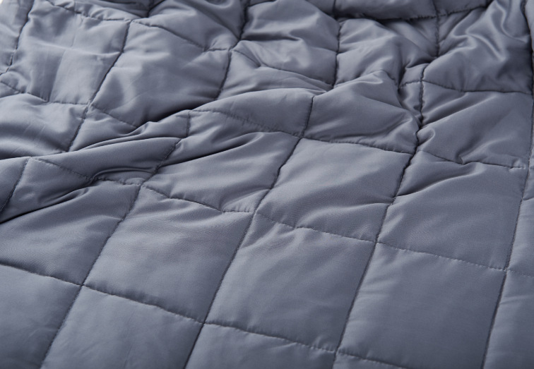 Couverture Lestée — Sommeil Profond & Relaxation Instantanée